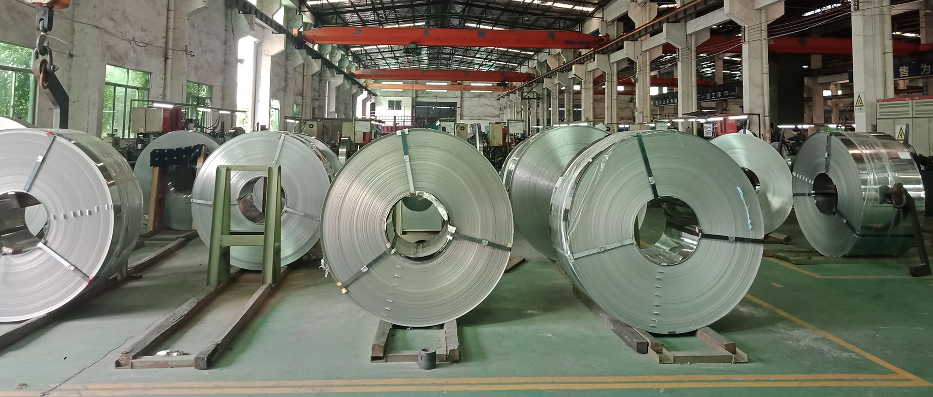 金管道不銹鋼水管匠心品質 · 嚴控選材